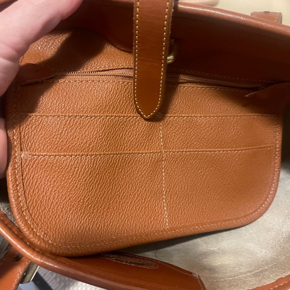 Vintage Dooney and Bourke Purse. Cream Color with Brown Trim. - Picture 5 of 13